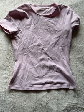Aritzia Butter Essential T-Shirt in Villa Pink